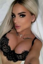 escort Alina Ebony (28 лет, South Africa)