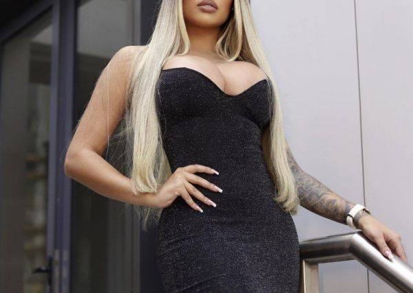 24 hour escort MILA in South Africa (Johannesburg) is waiting for a call