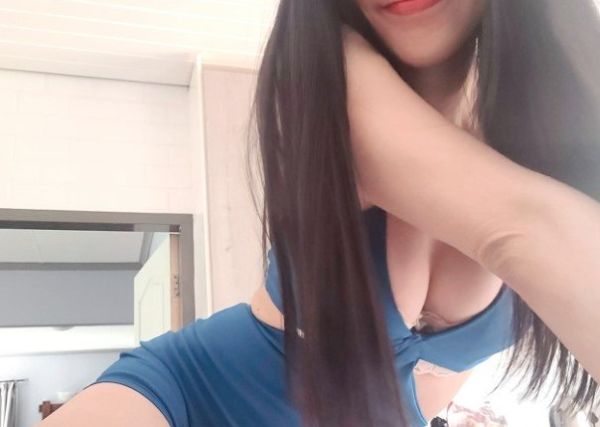 Cheap independent escort Ling Ling charges ZAR 500/hr