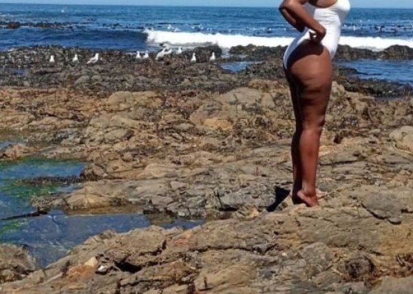 Lua, 30 y.o will be your escort company