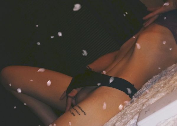 Sex with pakistani escort in South Africa (All)