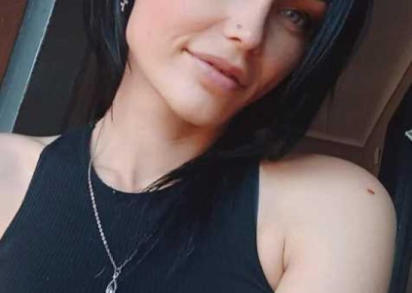Need escort and babes? Monique is ready for sex with you