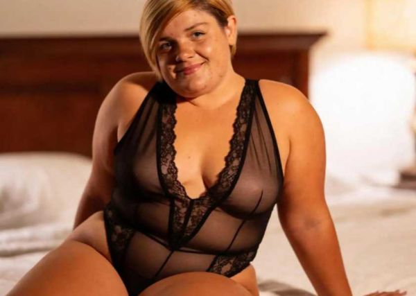 Adult date with sexy Stormy, 160 cm, 60 kg