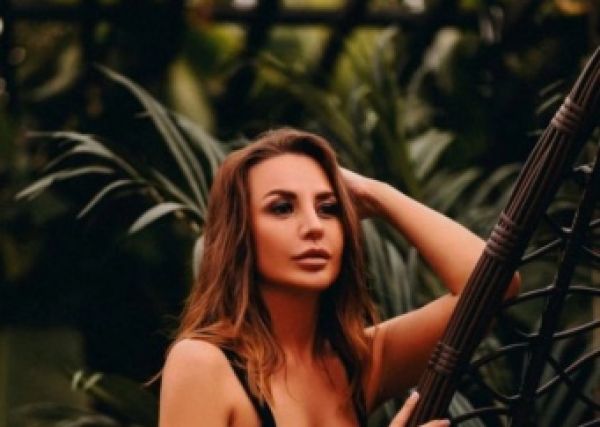 Book Hunter Preston online on escort site SexoPretoria.com