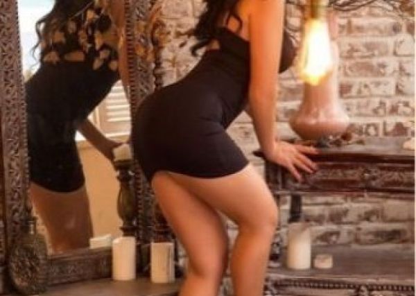 Book cheap asian escort for ZAR 500 per hour
