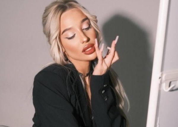 Book South Africa (Johannesburg) call girl online on SexoPretoria.com