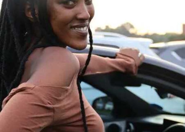 Yolanda (All) is one of the cheap call girls in South Africa. Sex from ZAR 700 