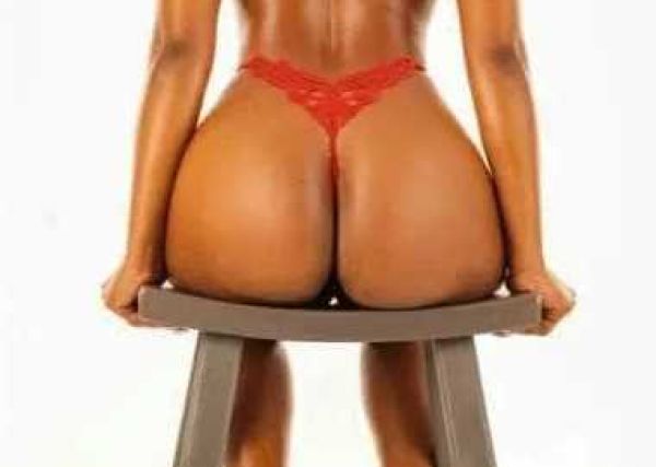 Book an escort in South Africa (Pretoria) for ZAR 700 per hour