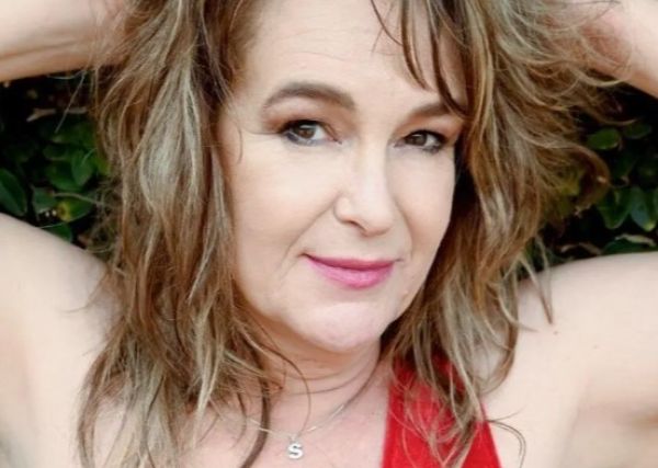 Aunty (Pretoria) is among the best cheap escorts in South Africa. ZAR 2000 per hour