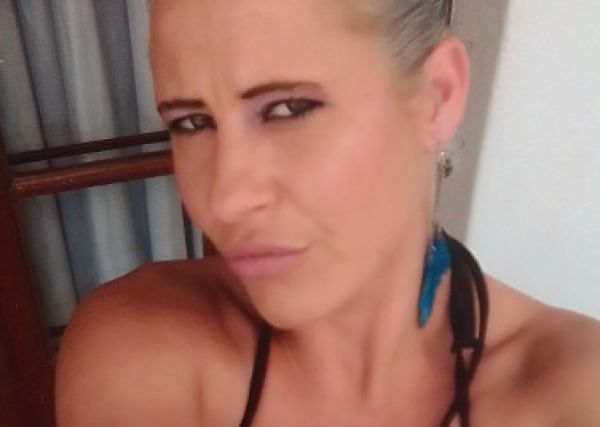 Cheap outcall prostitute in South Africa - 33 year-old Phoenix (Pretoria) can meet you 24 7