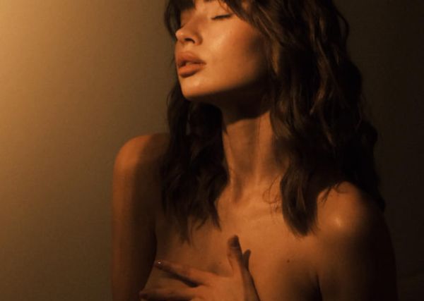 Book an escort in South Africa (All) for ZAR 2500 per hour