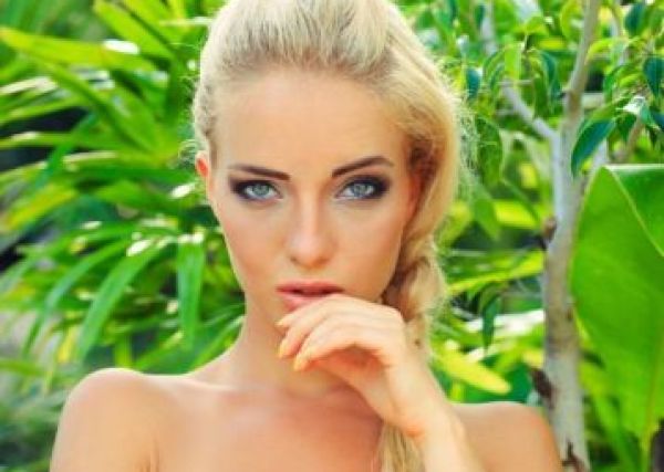 VIP night with high class woman: from ZAR 3000/hr