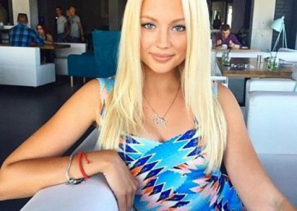 One of South Africa (All) 24 7 escorts Carina Lime is available for ZAR 7000