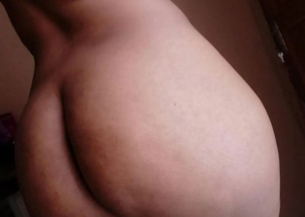 Cheap independent escort Kiky charges ZAR 1500/hr