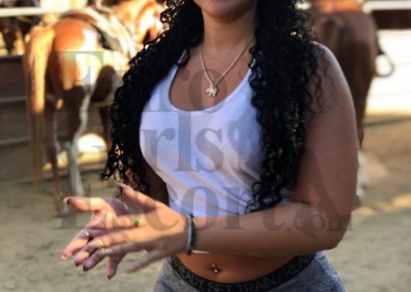 Sexy South Africa (Cape Town) girl Lisa is ready for sex