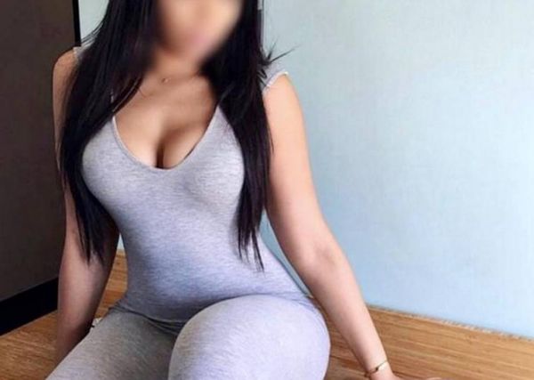Arab escort in South Africa (Tembisa) is waiting for your call at +27 793 883 204