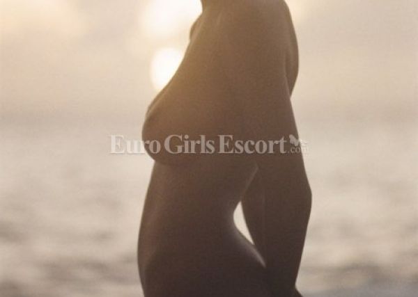 Visit outcall massage South Africa (Cape Town) girl Crystal (27625902749)