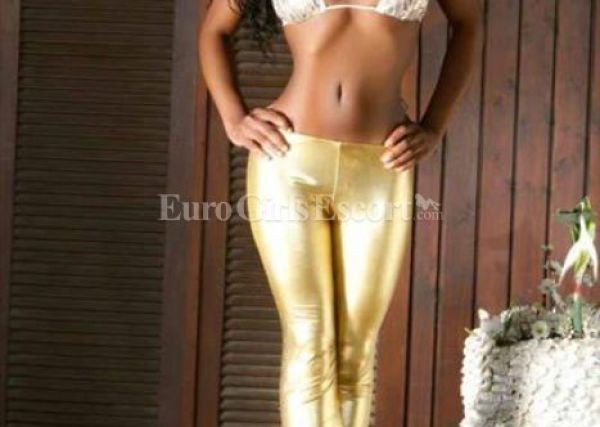 Rianna ebony on escort service website SexoPretoria.com