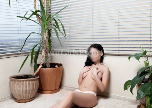 Latin escort Alisa in South Africa (Cape Town), ZAR 6000 per hour
