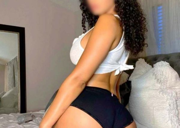 One of the best woman girls South Africa has in store - Soraya (Sandton)
